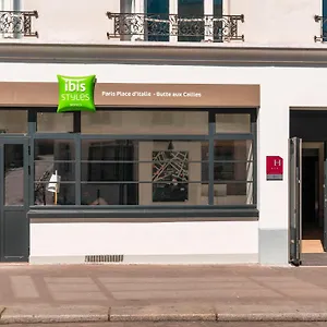 巴黎意大利广场鹌鹑之丘宜必思尚品酒店 酒店