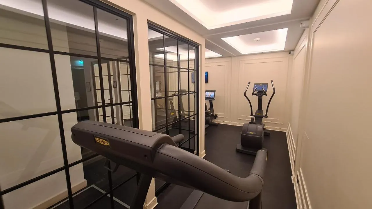 ****  Hotel Keppler Párizs Franciaország